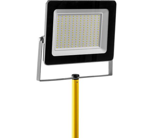 STAYER MAXStable, 1.6 м, телескопический штатив для прожектора (56920)
