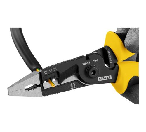 STAYER XM-21, резка d 14мм, зачистка 0.75 – 25 мм2, кримпер 2.5 мм2, плоскогубцы 210 мм, электромонтажные клещи, Professional (23342-21)