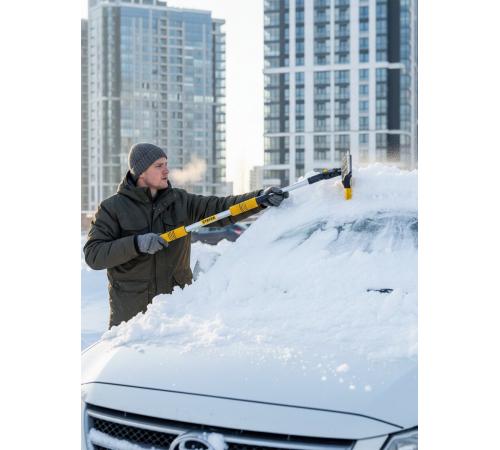 STAYER телескопическая щётка с поворотной головой и водосгоном от снега автомобильная, 990-1445 мм (61042-145)